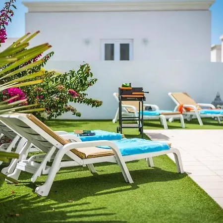 Playa De Fanabe Sleeps 8 With Pool Air Con And Wifi * Costa Adeje (Tenerife)