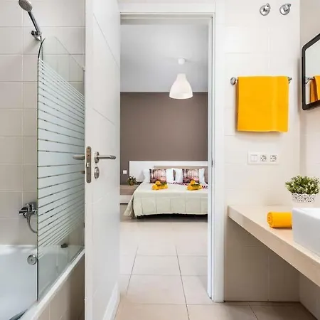 Vila Playa De Fanabe Sleeps 8 With Pool Air Con And Wifi